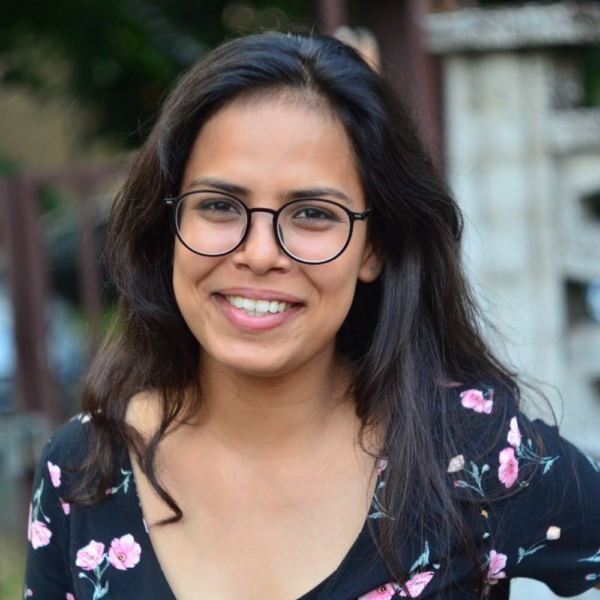 headshot smiling woman